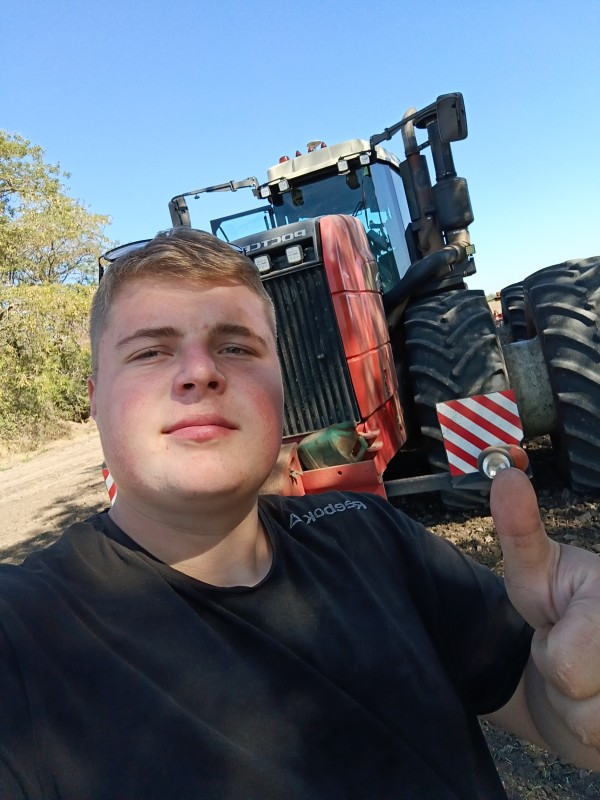 Илларионов Александр Евгеньевич