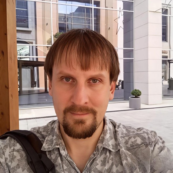 Иван Новоселов